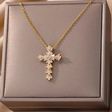 Charger l'image dans la galerie, Collier Croix Éclat Céleste