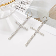 Charger l'image dans la galerie, Boucles d’oreilles Croix Élégance